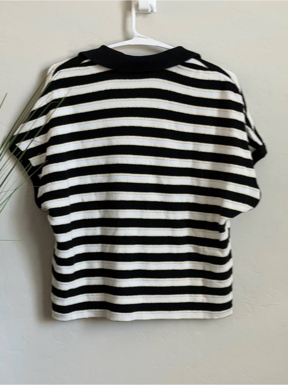 Madewell Relaxed V-Neck Polo Top Black Ivory Cotton Knit Size Small NWT - Picture 2 of 8